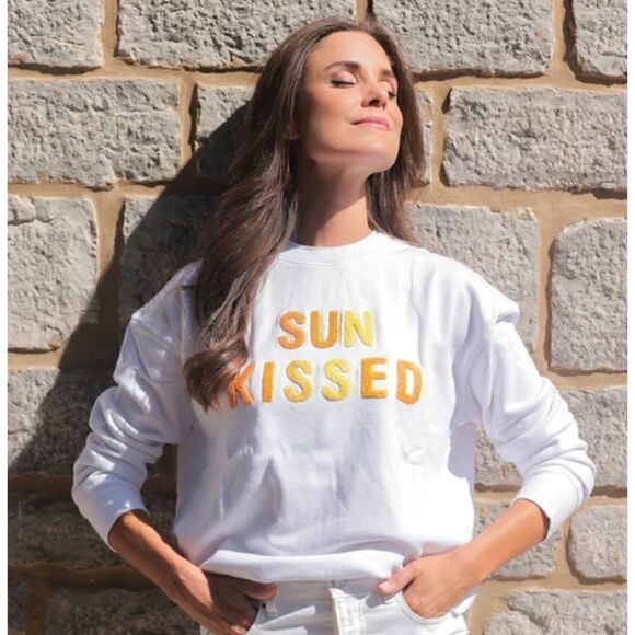 White SUN KISSED sweatshirt - Picture 1 of 5